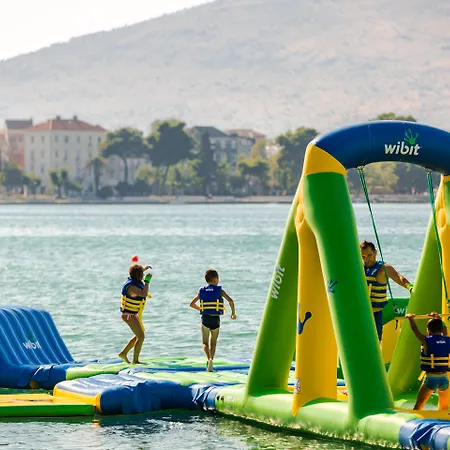 Brown House & 4* Trogir