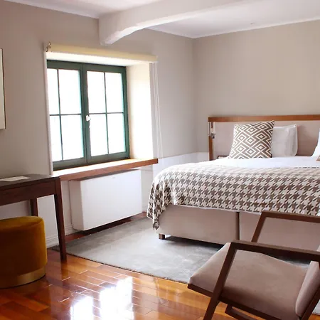 Brown House & Trogir