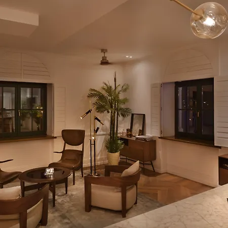 Resort Brown House & Trogir