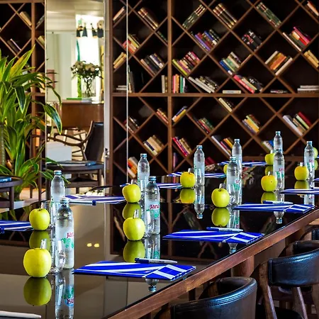 Brown House & Hotel Trogir