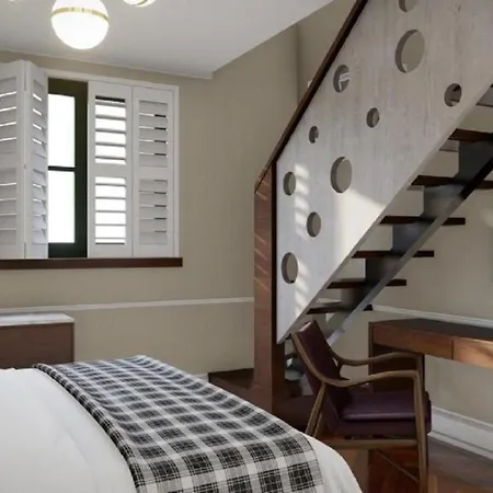 Szálloda Brown House & 4*