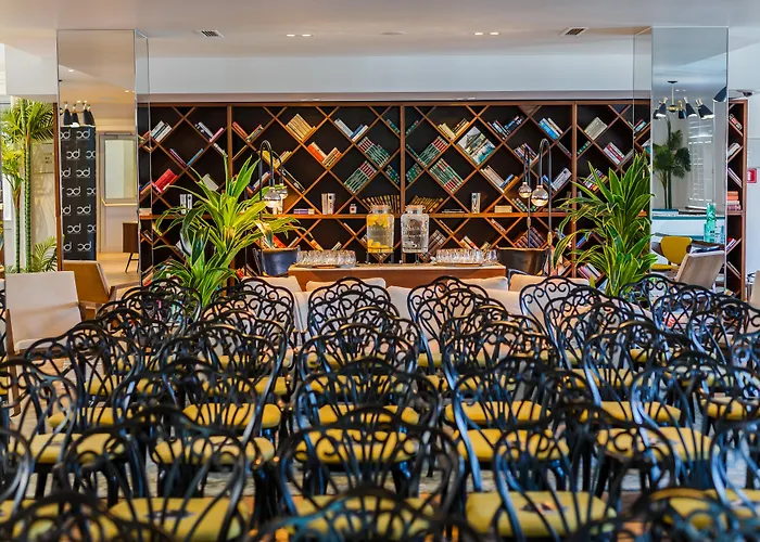 酒店 布朗海滩豪斯酒店及spa 4*