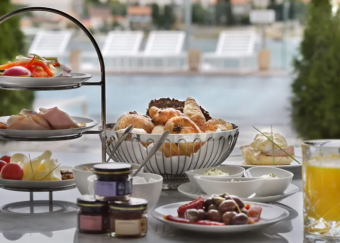 布朗海滩豪斯酒店及spa 特罗吉尔